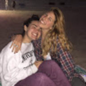 Meet your Posher, Leora